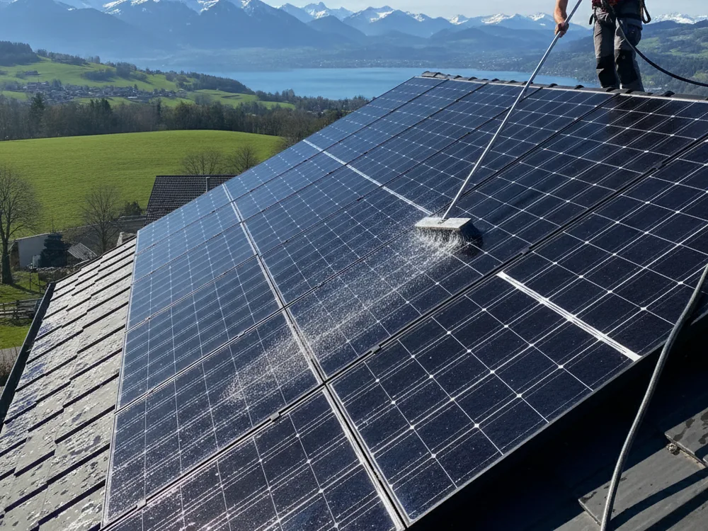 Maintenance & nettoyage de panneaux solaires